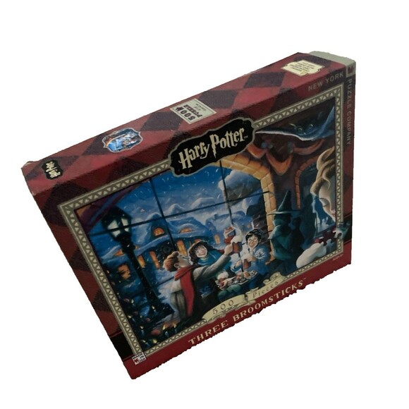 Harry Potter Three Broomsticks 500 Pc Puzzle New York Puzzle Company 24"x18" - Picture 6 of 6